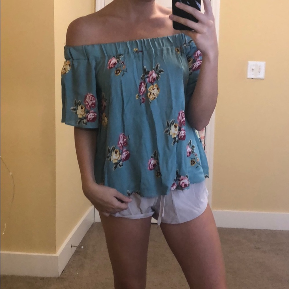 floral off the shoulder shirt